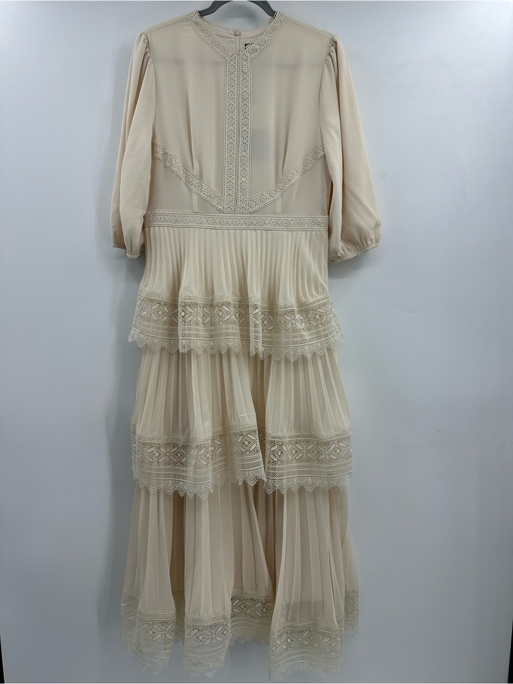NWT Ellie Makir Soft Cream Lace-Tier Maxi Dress